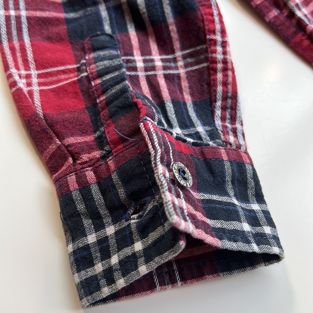 Levi button down - Picture 9 of 10